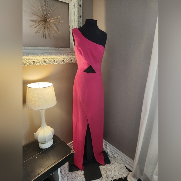 BCBGMaxAzria Dresses & Skirts - Elegant Pink One-Shoulder BCBGMAXAZRIA Dress Size 6